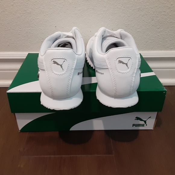 Puma - Picture 2 of 4